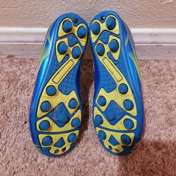 Cleats - Picture 3 of 3